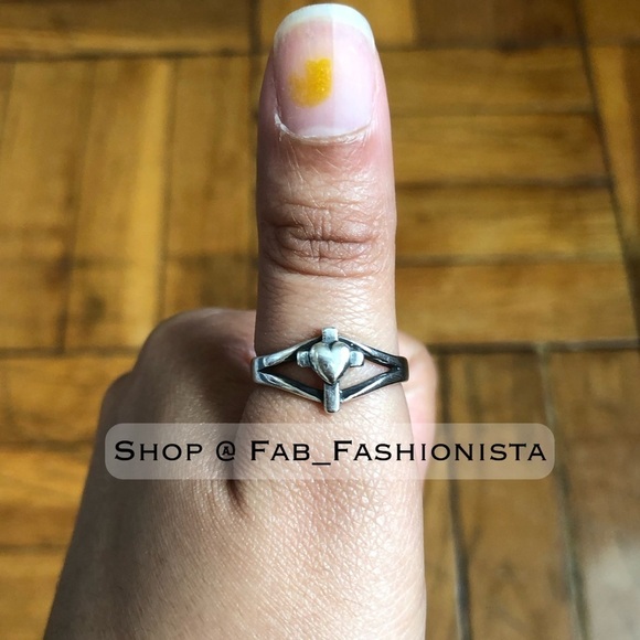 James Avery Cross Heart ring sterling silver size 7.25 - Picture 3 of 5